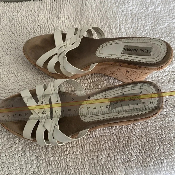 Two pair!! White House Black Market and Steve Madden platform strap heels 9 - Picture 15 of 15